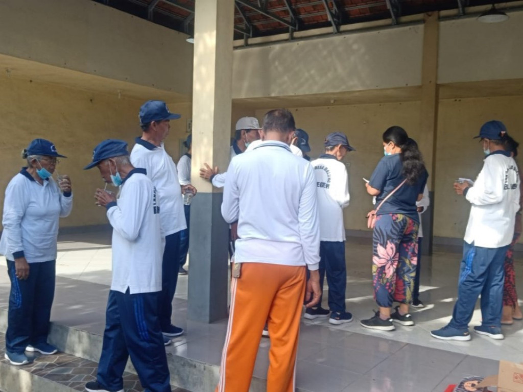 Antusias Warga Lansia Ikuti Giat Posyandu Lansia di Banjar Tegeh, Desa Dalung